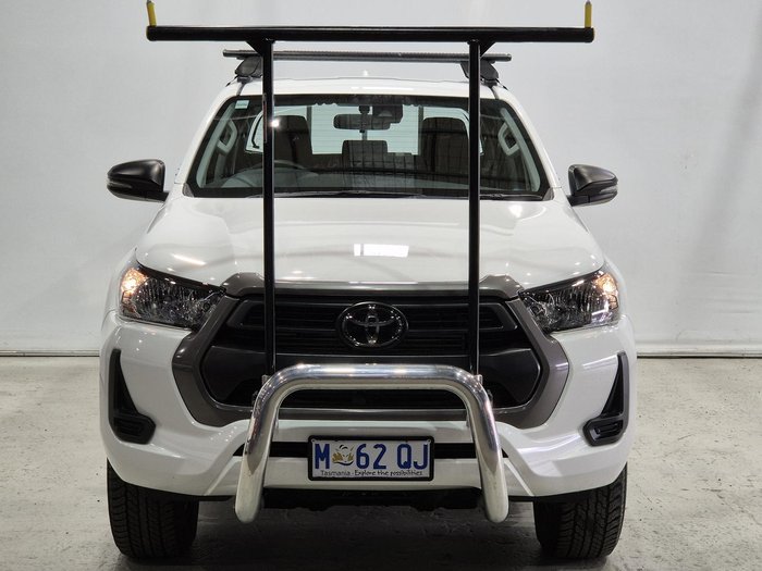 2022 Toyota Hilux SR