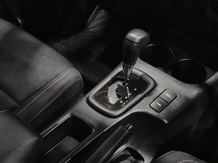 2022 Toyota Hilux SR GUN126R 4X4 Dual Range Glacier White