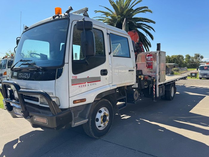 2005 Isuzu Frr 550 WHITE