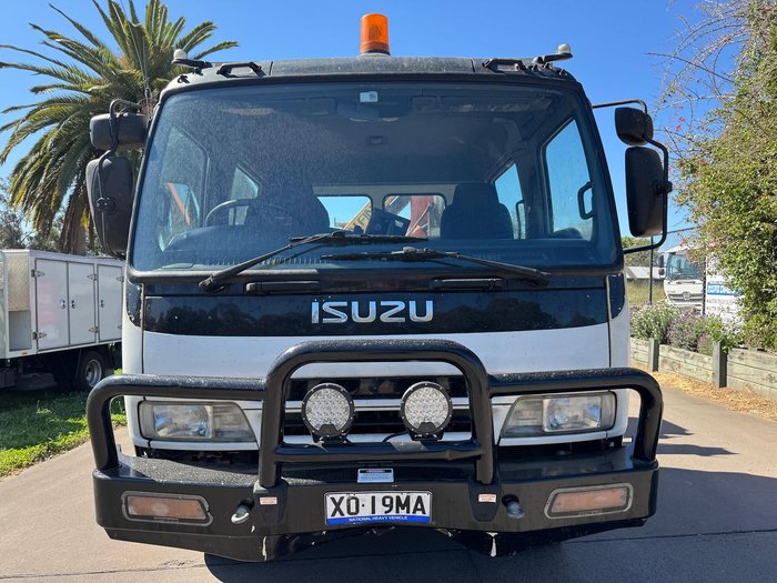2005 Isuzu Frr 550 WHITE