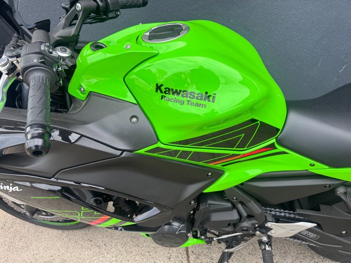 2023 Kawasaki NINJA 650 GREEN
