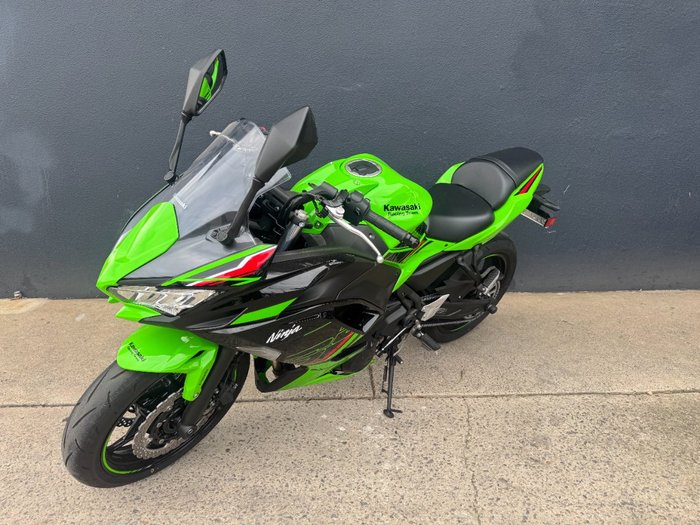 2023 Kawasaki NINJA 650 GREEN