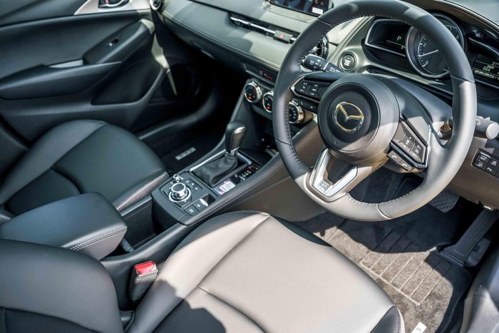 2025 Mazda CX-3 G20 Evolve