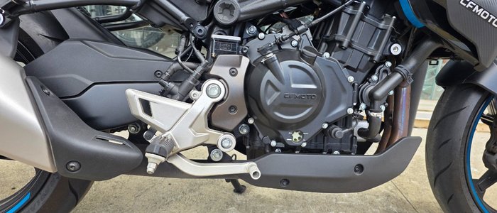 2023 CFMOTO 450 NK BLACK
