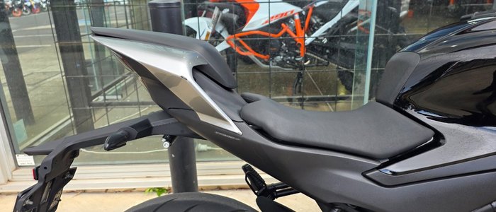 2023 CFMOTO 450 NK BLACK
