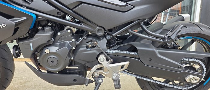 2023 CFMOTO 450 NK BLACK