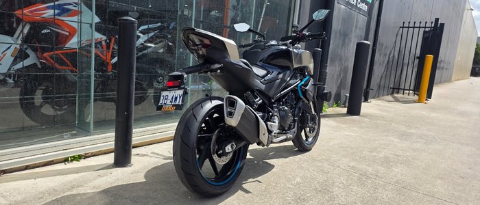 2023 CFMOTO 450 NK BLACK