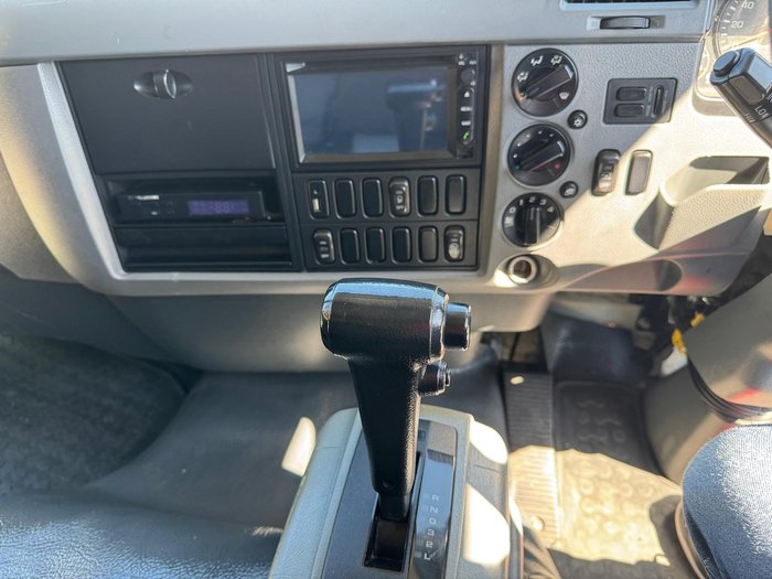 2018 Fuso Fighter 1124 WHITE