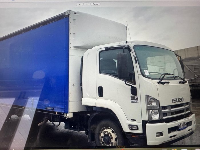 2015 Isuzu Fsr 850 Long WHITE