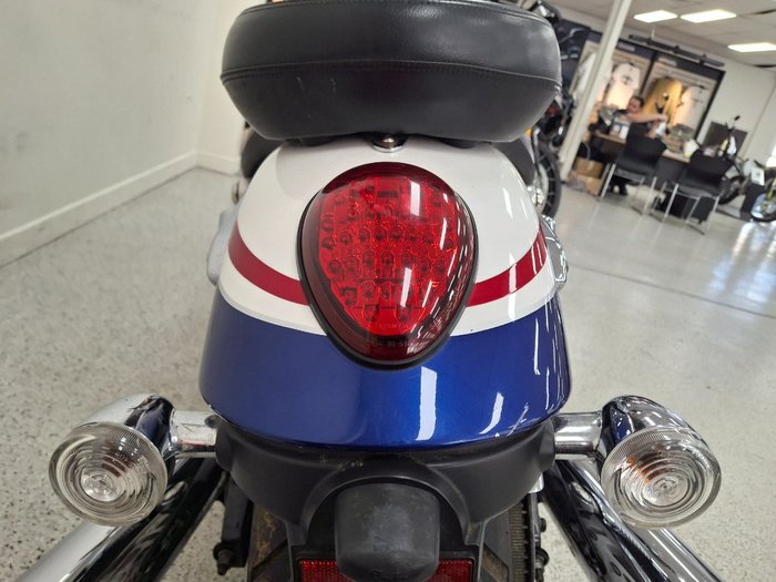 2011 Triumph THUNDERBIRD White