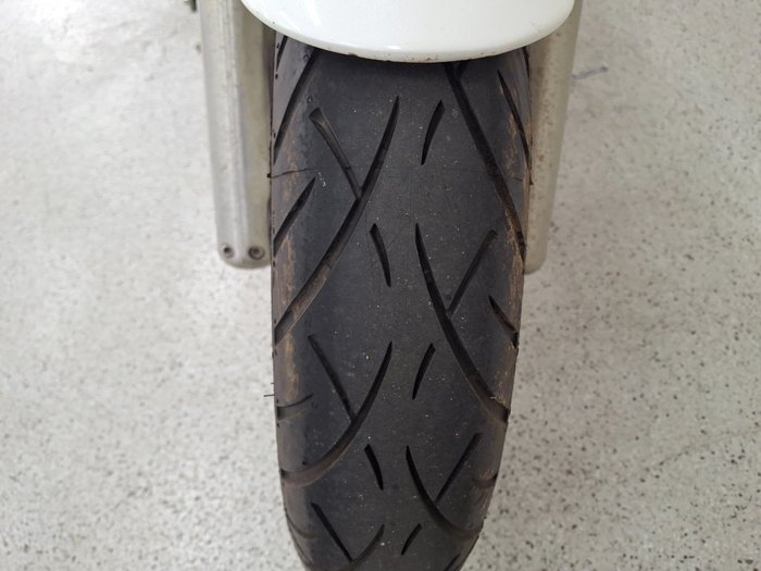2011 Triumph THUNDERBIRD White