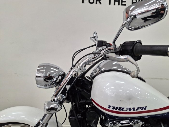 2011 Triumph THUNDERBIRD White