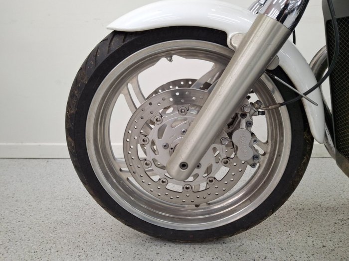 2011 Triumph THUNDERBIRD White