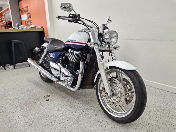2011 Triumph THUNDERBIRD White