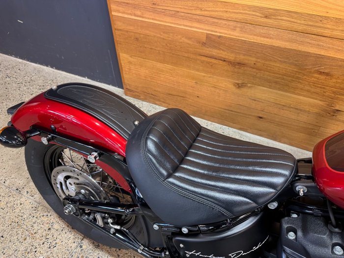 2017 Harley-davidson FXBB STREET BOB Red