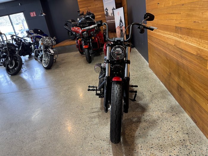 2017 Harley-davidson FXBB STREET BOB Red