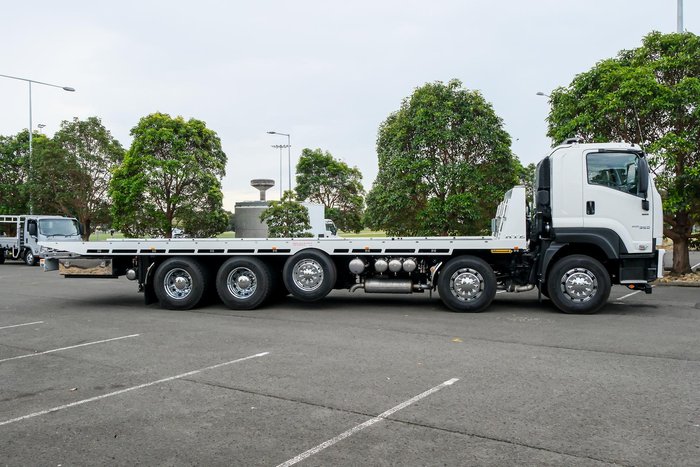 2025 Isuzu F Series FYJ300-350