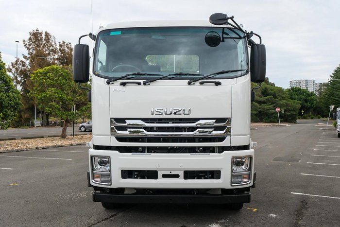 2025 Isuzu F Series FYJ300-350
