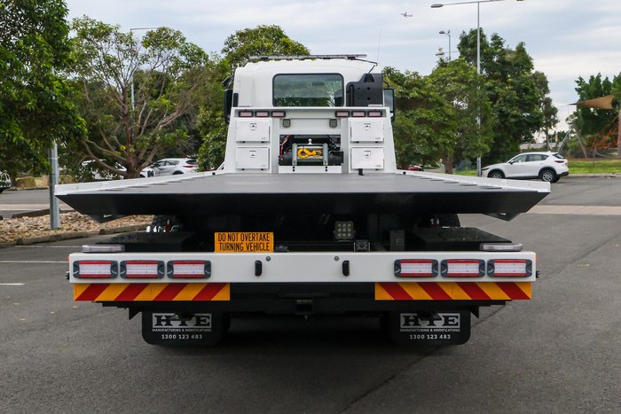 2025 Isuzu F Series FYJ300-350