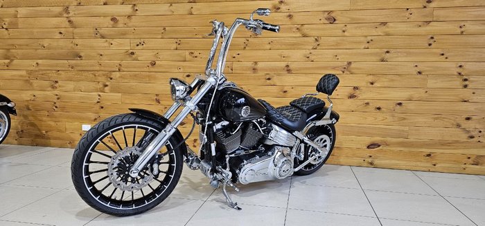2016 Harley-davidson FXSB SOFTAIL BREAKOUT Black