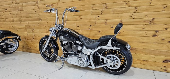 2016 Harley-davidson FXSB SOFTAIL BREAKOUT Black