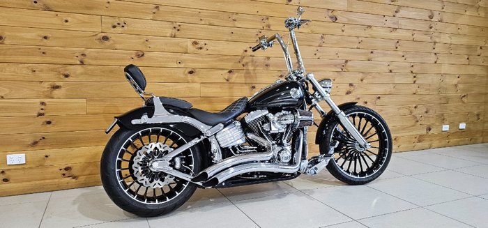 2016 Harley-davidson FXSB SOFTAIL BREAKOUT Black