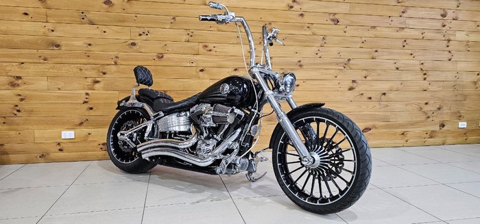 2016 Harley-davidson FXSB SOFTAIL BREAKOUT Black