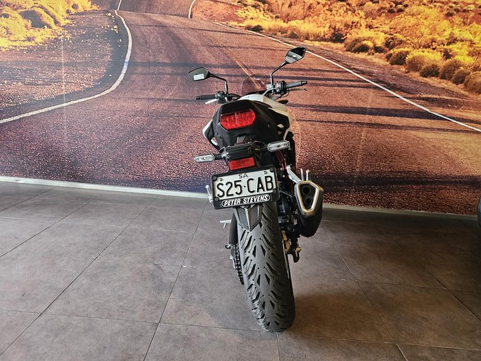 2025 Honda CB750 Hornet CB White