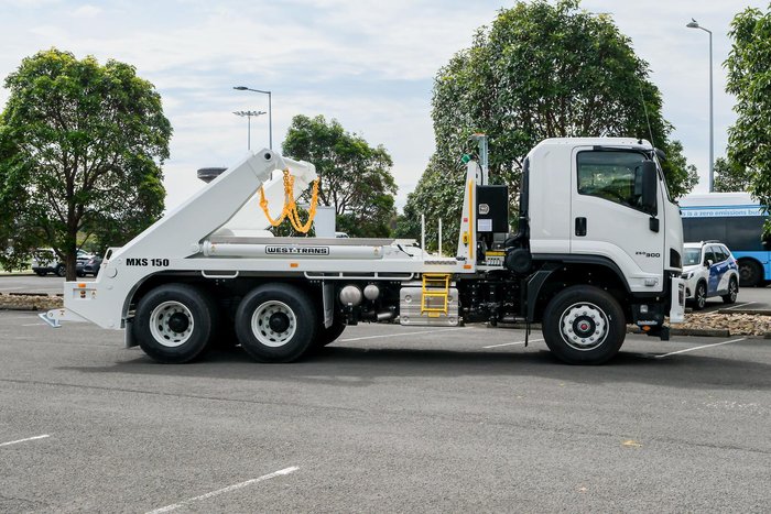 2025 Isuzu F Series FVZ 260-300 AT R46
