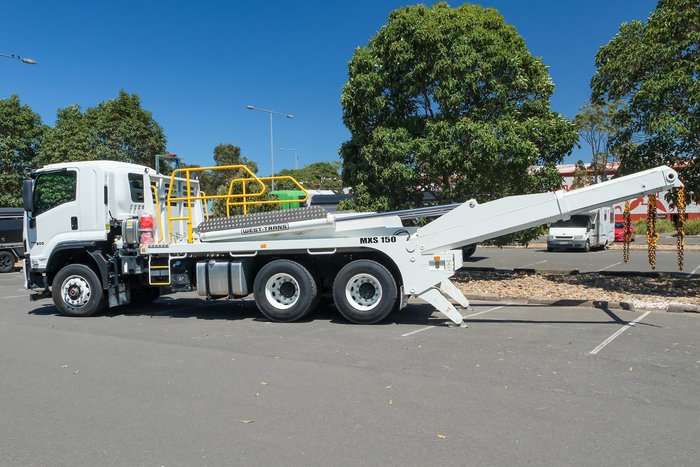 2025 Isuzu F Series