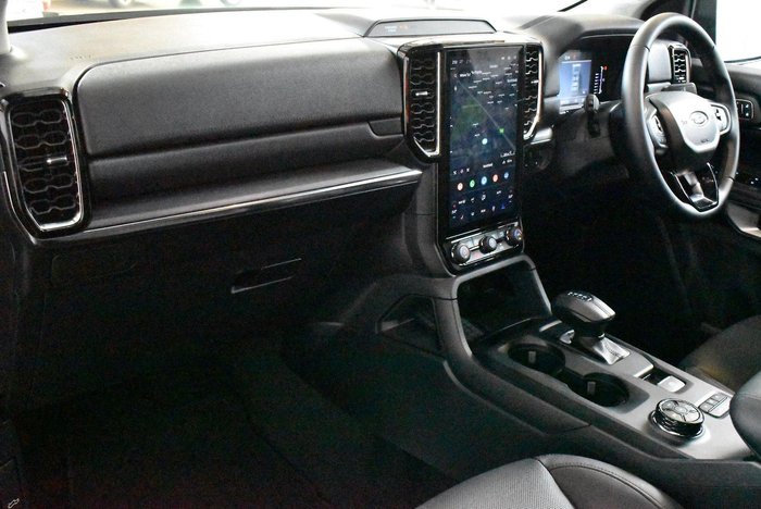 2025 Ford Everest Trend