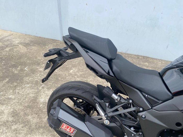 2021 Kawasaki NINJA 1000SX Black