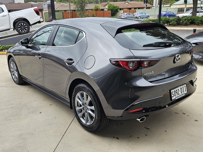 2025 Mazda 3 G20 Pure