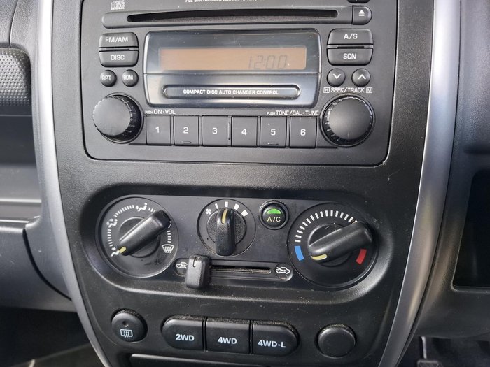 2014 Suzuki Jimny Sierra SN413 T6 4X4 Dual Range Superior White