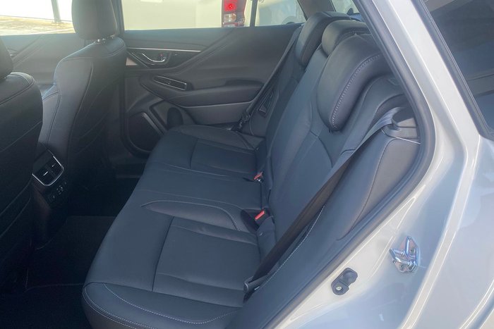 2024 Subaru Outback AWD Touring