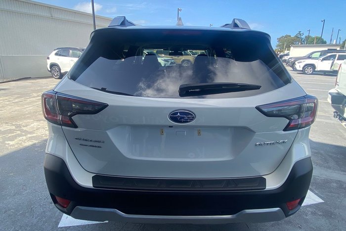 2024 Subaru Outback AWD Touring