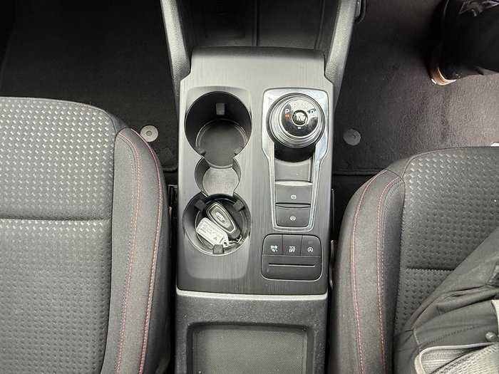 2019 Ford Focus ST-Line