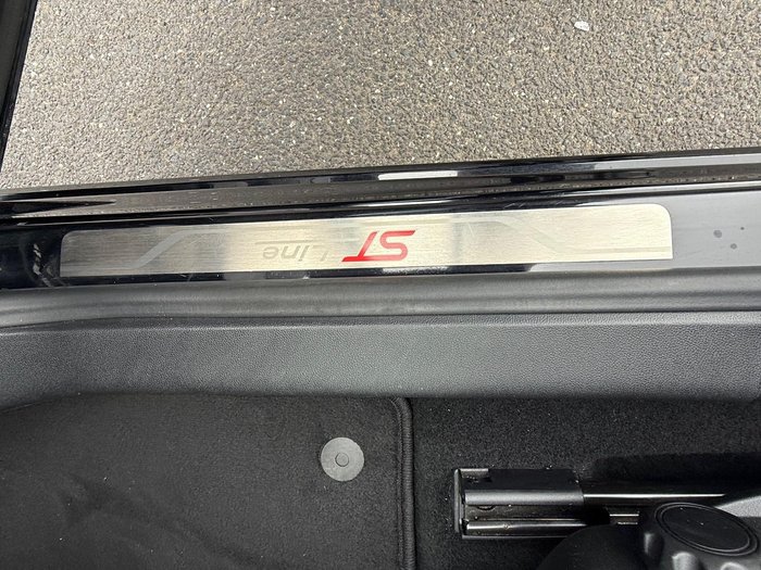 2019 Ford Focus ST-Line