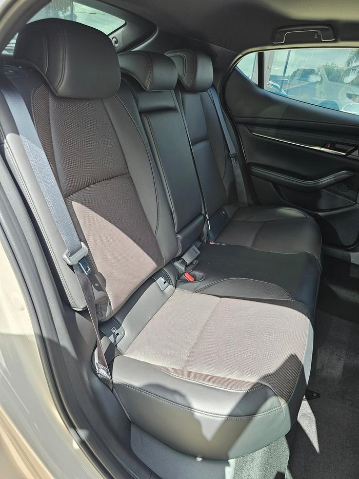 2025 Mazda 3 G25 Astina