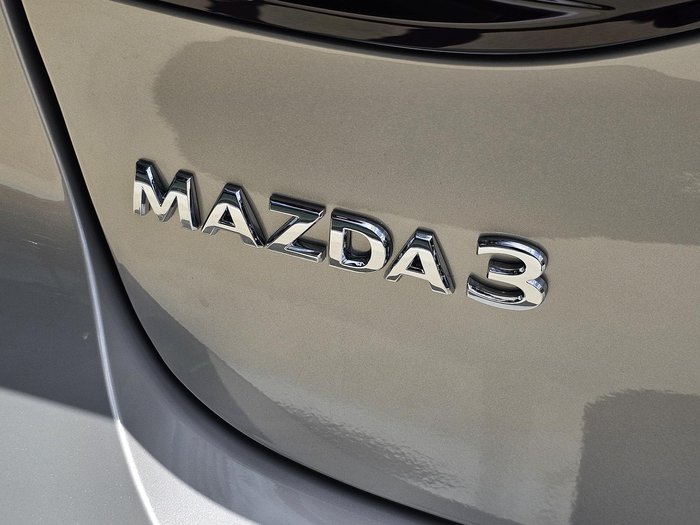 2025 Mazda 3 G25 Astina