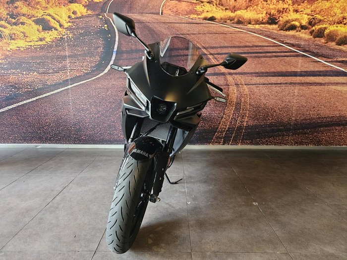 2025 Yamaha YZF-R3 R3 Black