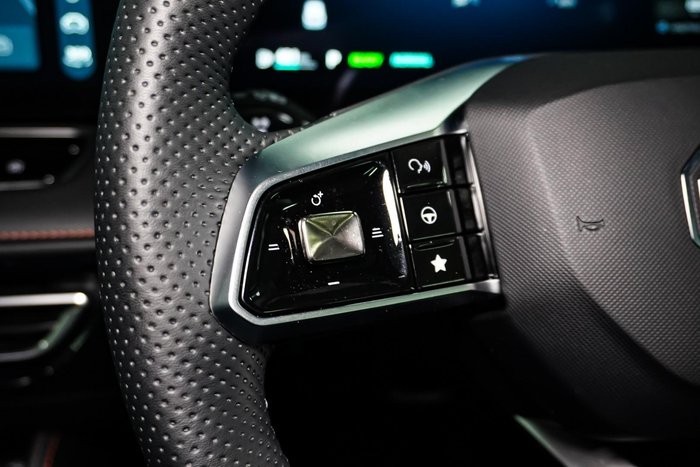 2025 MG HS Hybrid+ Essence