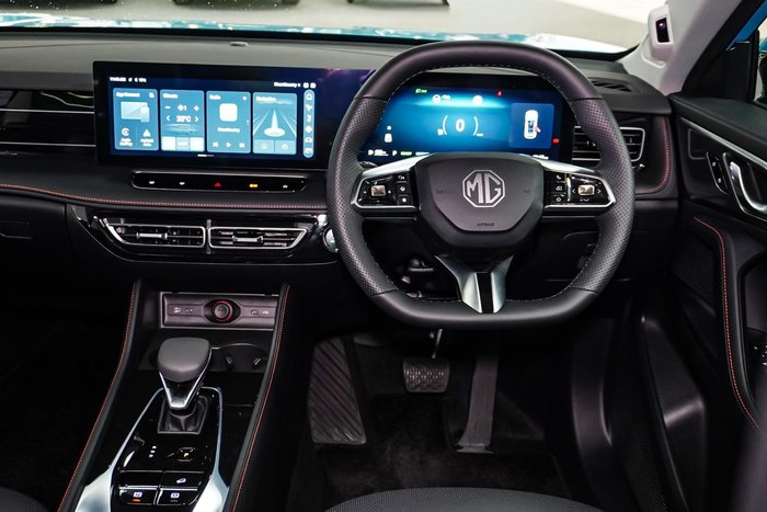 2025 MG HS Hybrid+ Essence