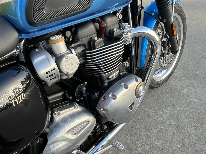 2023 Triumph BONNEVILLE T120 Blue / White
