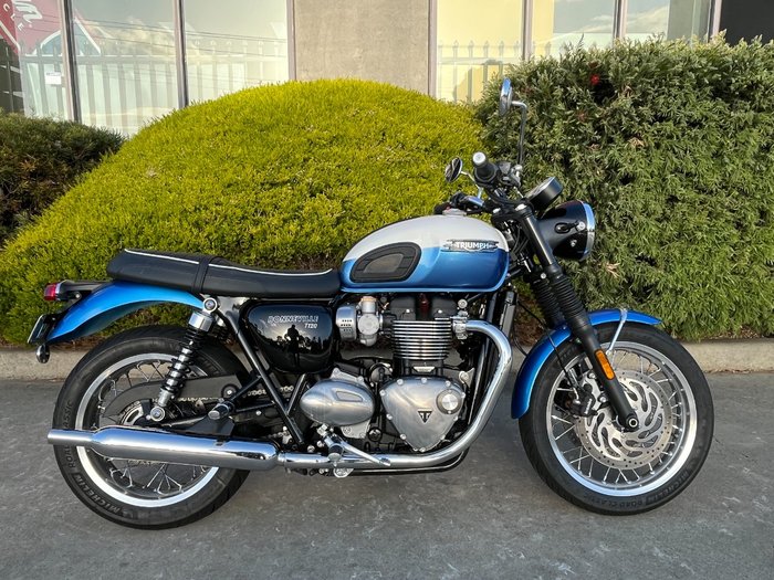 2023 Triumph BONNEVILLE T120 Blue / White