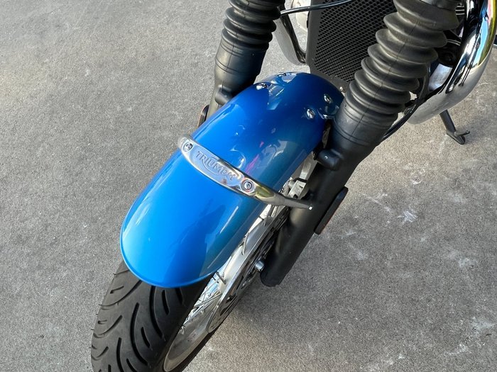 2023 Triumph BONNEVILLE T120 Blue / White