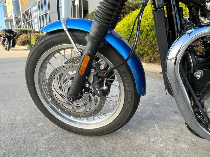 2023 Triumph BONNEVILLE T120 Blue / White