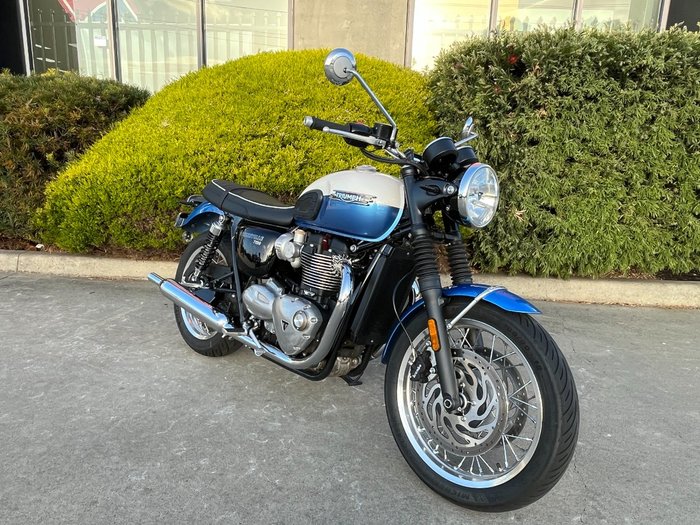 2023 Triumph BONNEVILLE T120 Blue / White