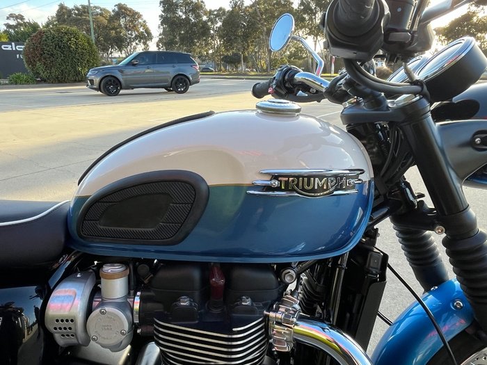 2023 Triumph BONNEVILLE T120 Blue / White