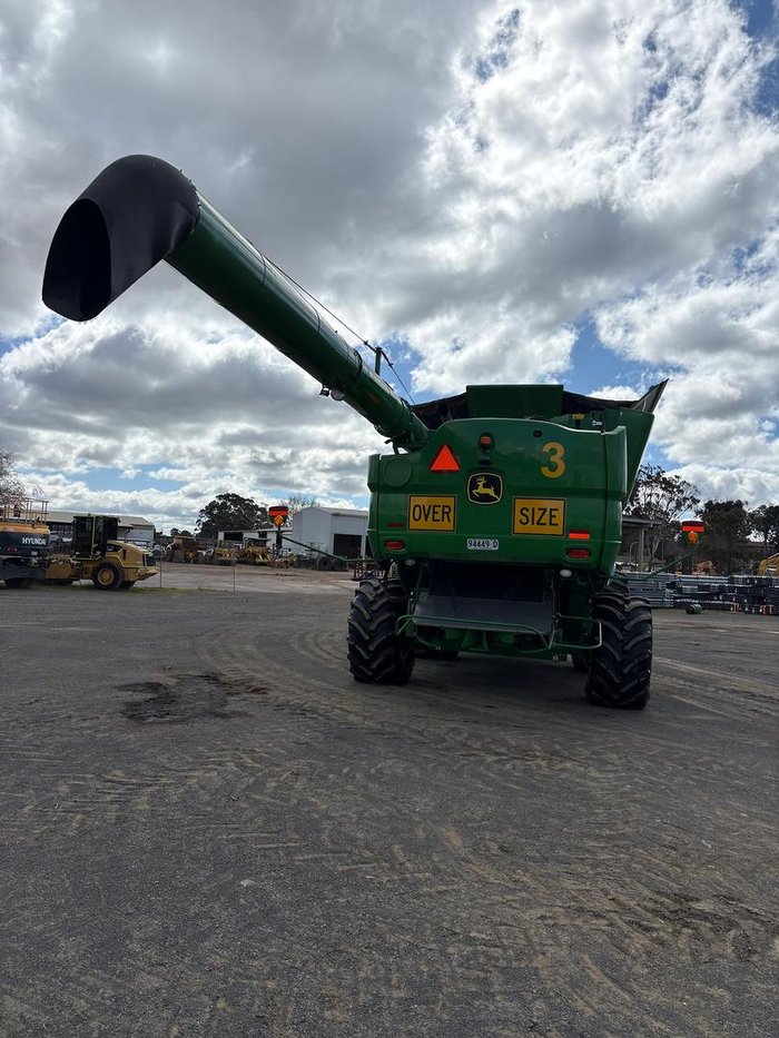 2019 John Deere S790 Green